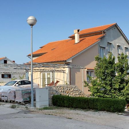 Apartment Njivice 5458d Exterior foto